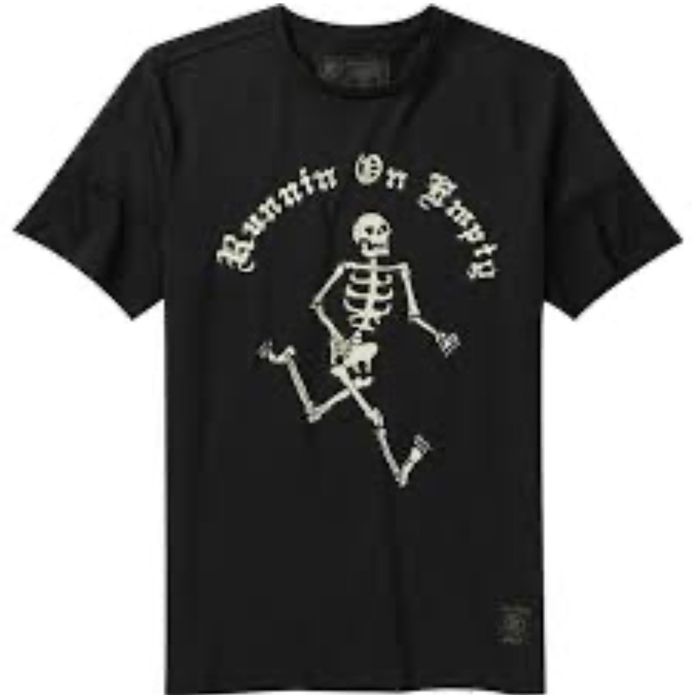 ❤️… Roark Running on Empty Black Graphic T-Shirt